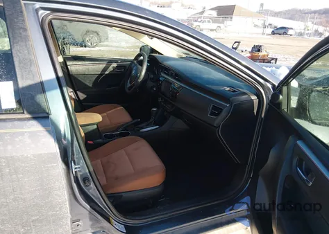 2015 Toyota Corolla Le z USA, uszkodzony, nr VIN 2T1BURHE5FC478401